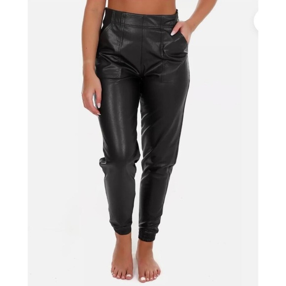 Spanx Leather Like Jogger Pants Black High Rise Pull On Women’s M pockets - Picture 2 of 8
